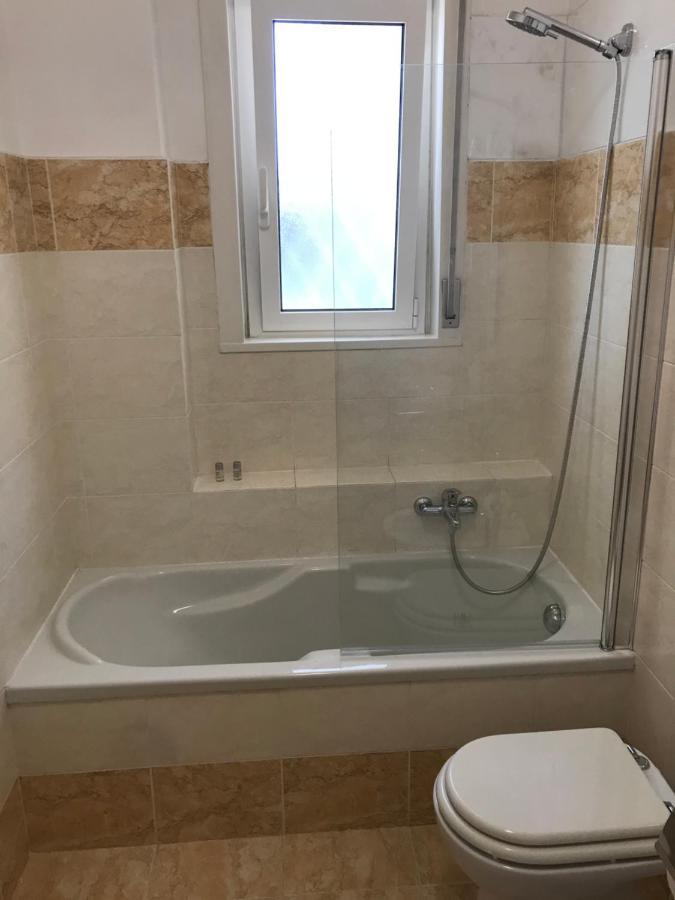 B&B Parco 2 Giugno Bari Eksteriør bilde